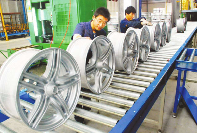 长脸！22年磨一剑，这家中国汽配厂如何“垄断”全球汽车雨刮器市场，连BBA也离不开它